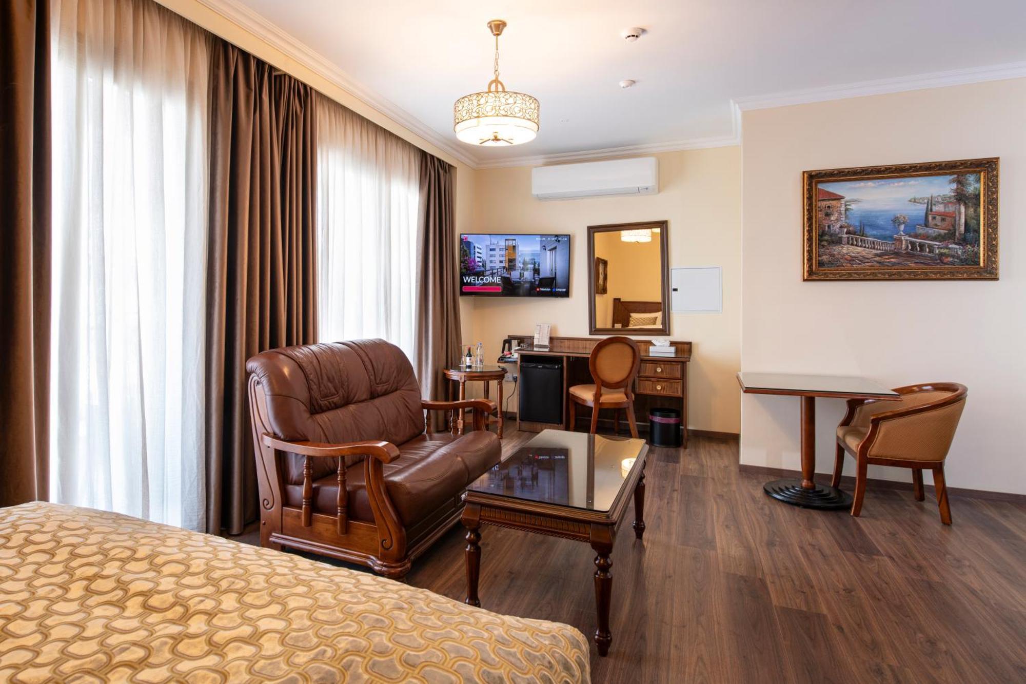 Semeli Hotel Nicosia Exterior photo